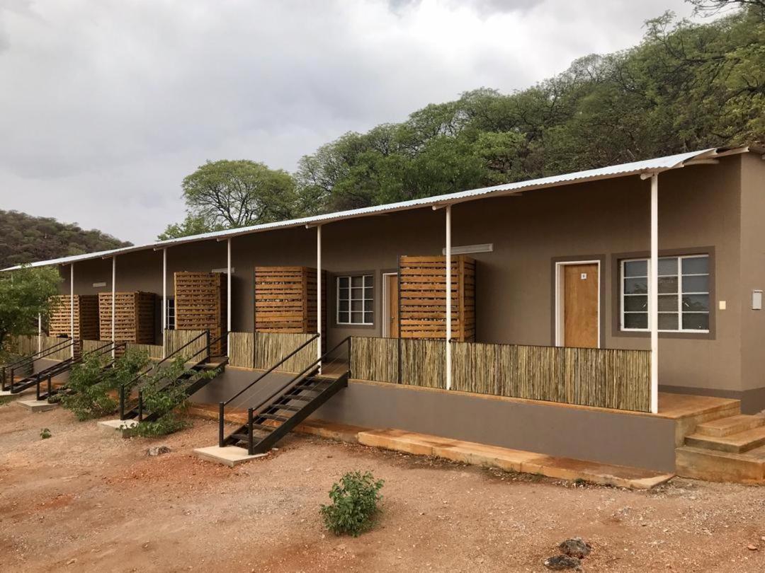 Kifaru Bush Camp Hotell Outjo Rom bilde